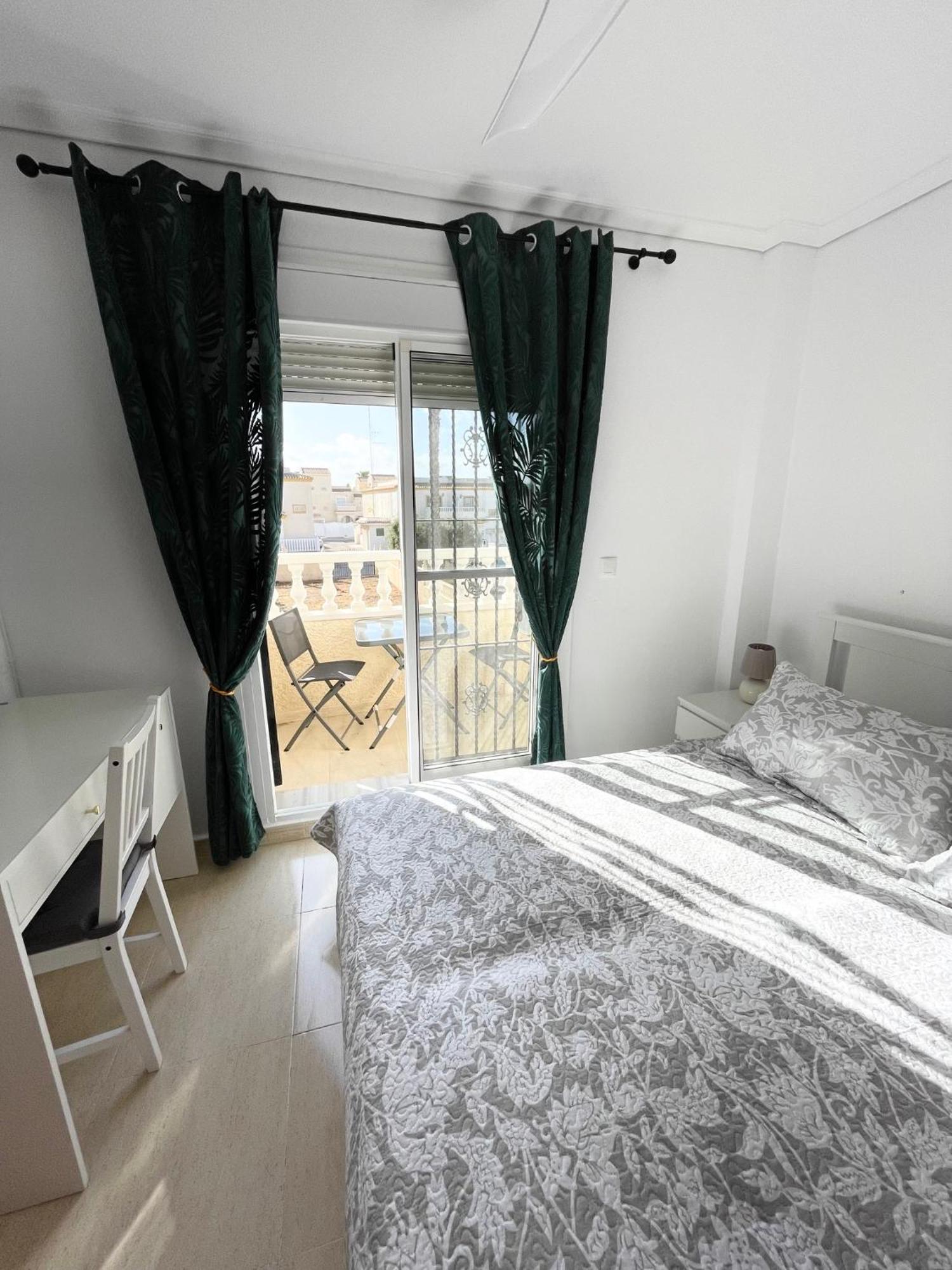 Villa Dulce Гран Алакант Екстериор снимка